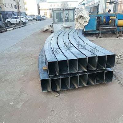 300x200鋼方管拉彎